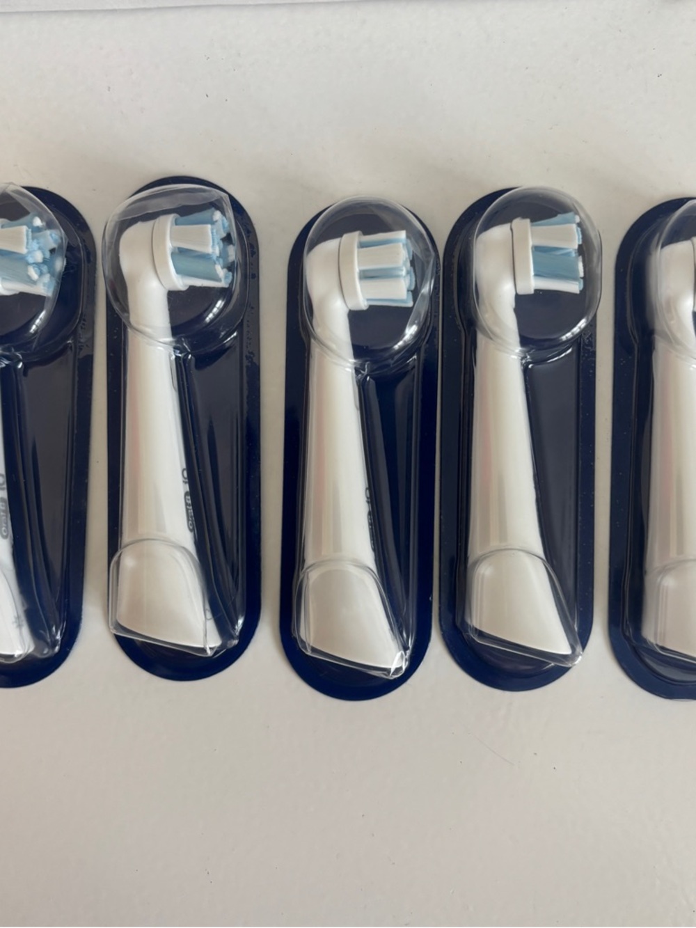Oral-B iO Ultimate Clean & Gentle Replacement Brush Heads - 5 Count - OPEN BOX - Picture 2 of 4